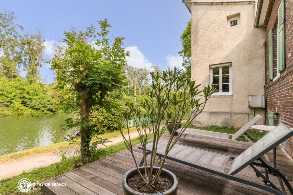 gite bord de seine